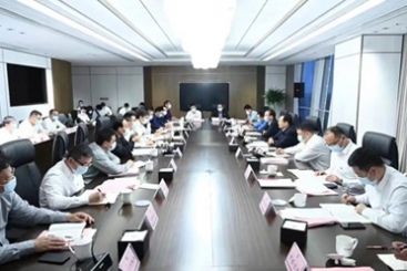 嘉興市委書記張兵在中國(guó)巨石主持召開(kāi)企業(yè)家座談會(huì)